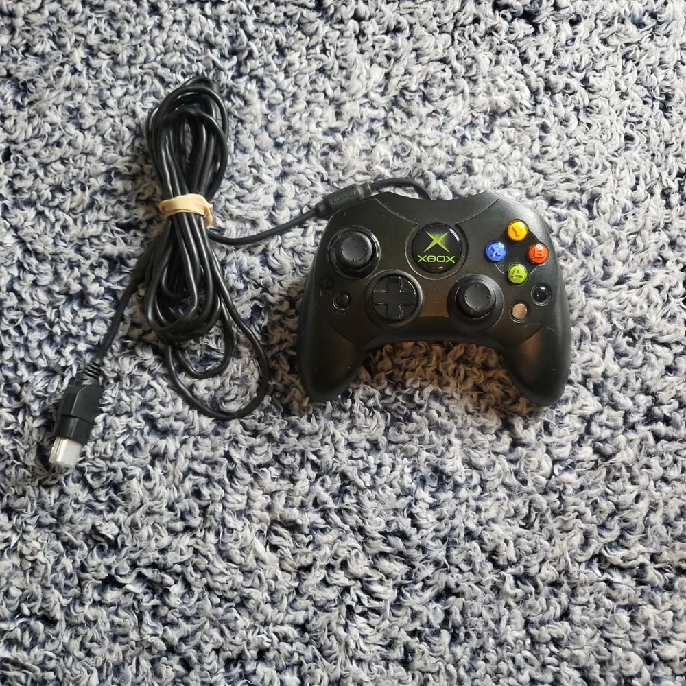 Microsoft X0869873 Xbox Game Controller S w/ Cord - Black